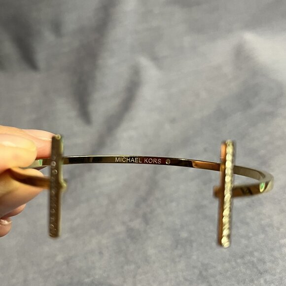 Michael Kors Rhinestone Gold Tone Crystal Bar Open Cuff Bangle Bracelet 6 3/4" - Picture 6 of 7